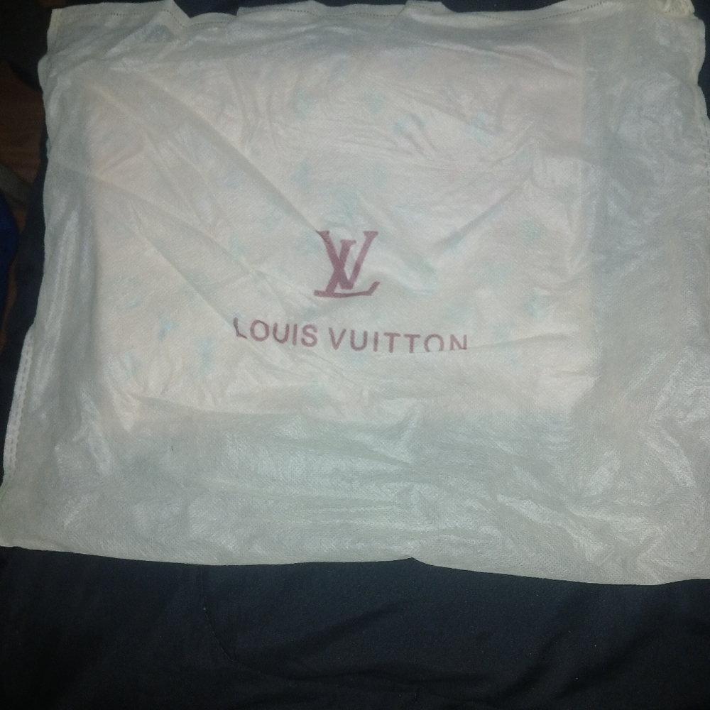 PINK LOUIS VUTTON PURSE